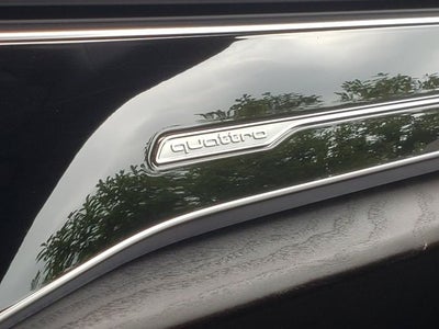 2023 Audi Q8 Premium Plus