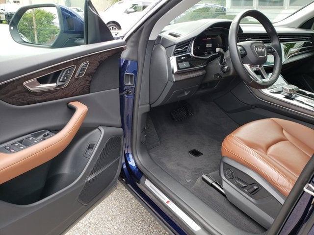 2023 Audi Q8 Premium Plus