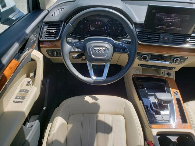 2023 Audi Q5 S line Premium