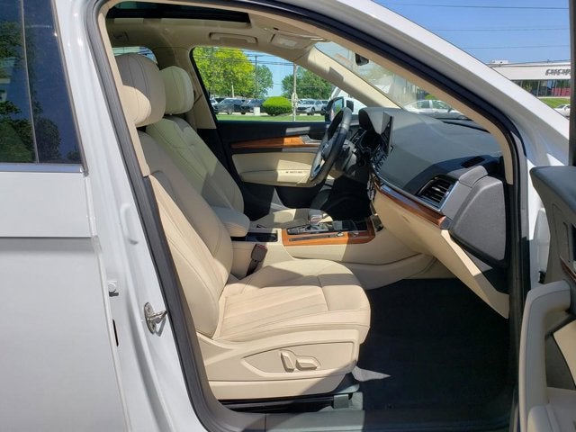 2023 Audi Q5 S line Premium