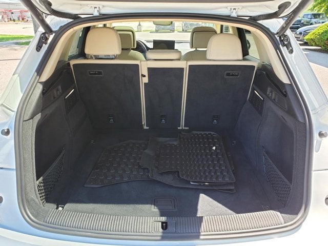 2023 Audi Q5 S line Premium