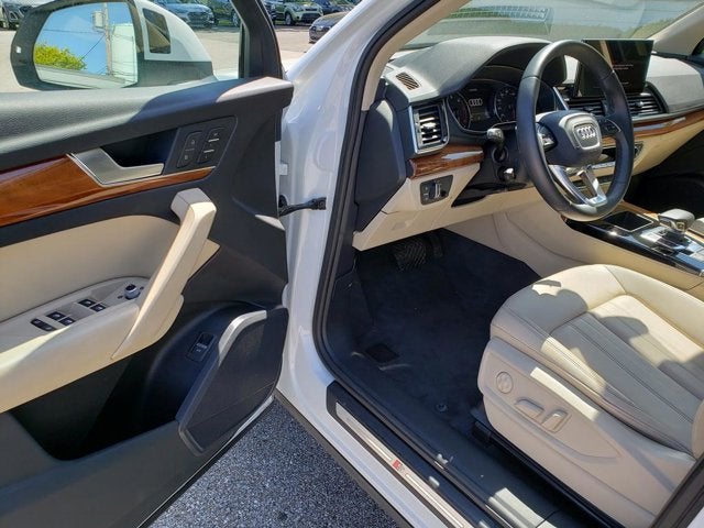 2023 Audi Q5 S line Premium
