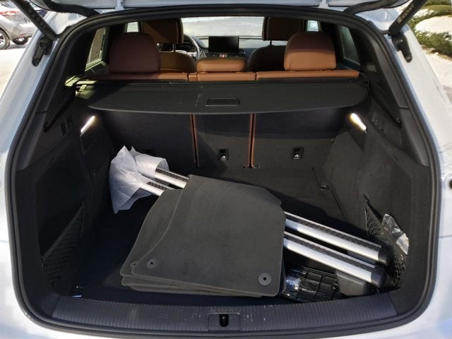 2022 Audi Q5 S line Premium