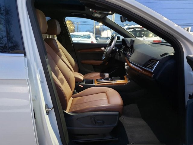 2022 Audi Q5 S line Premium