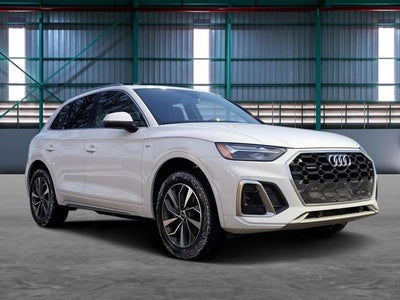 2022 Audi Q5 S line Premium