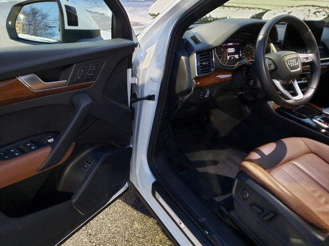 2022 Audi Q5 S line Premium