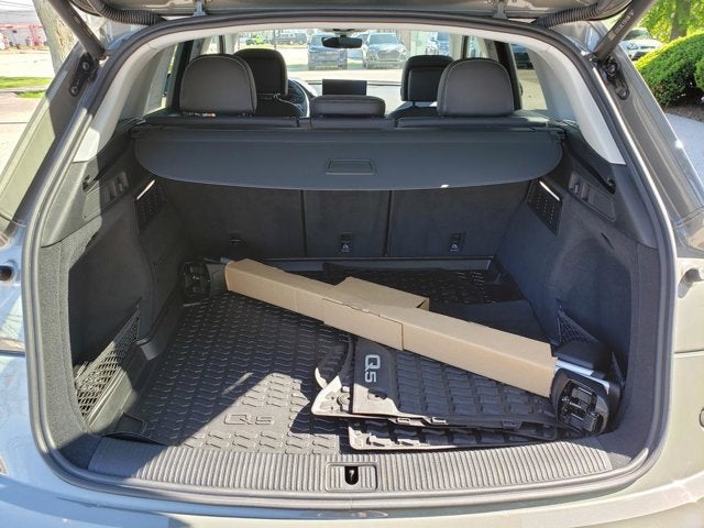2023 Audi Q5 S line Premium