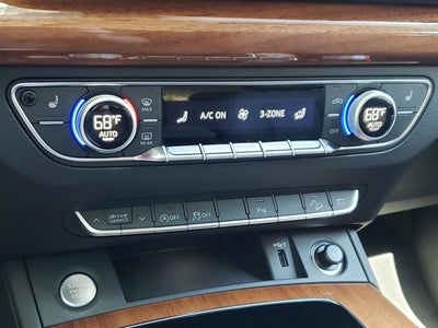 2023 Audi Q5 S line Premium