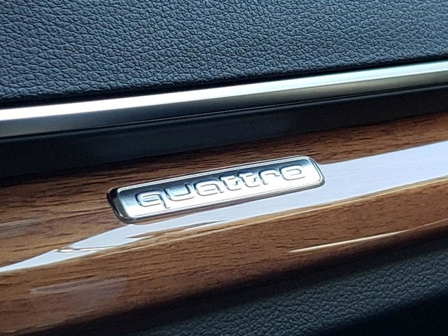 2023 Audi Q5 S line Premium