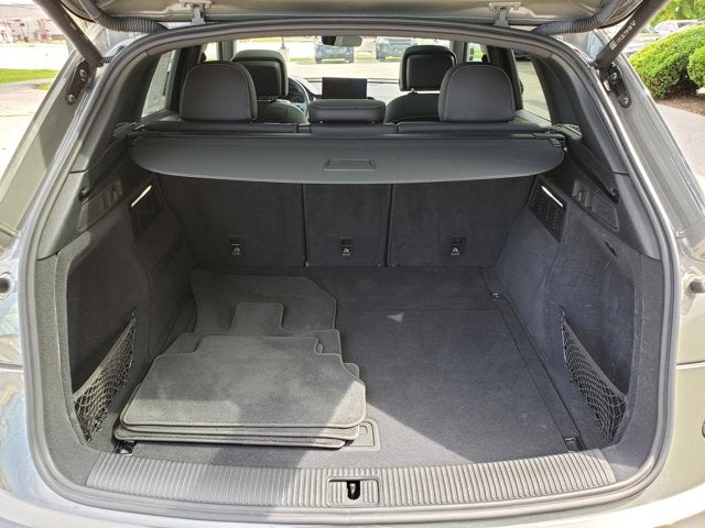 2023 Audi Q5 S line Premium