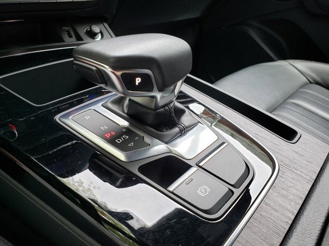 2023 Audi Q5 S line Premium