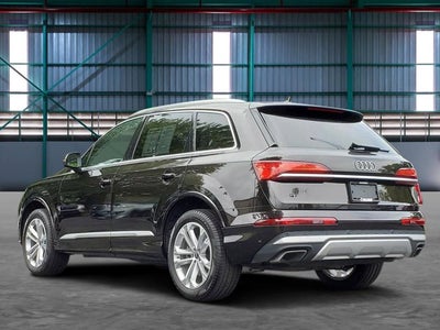 2025 Audi Q7 Premium Plus