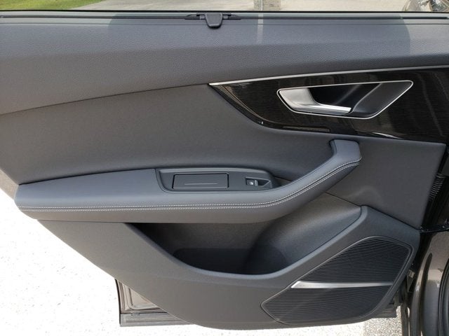 2026 Audi Q7 Premium Plus