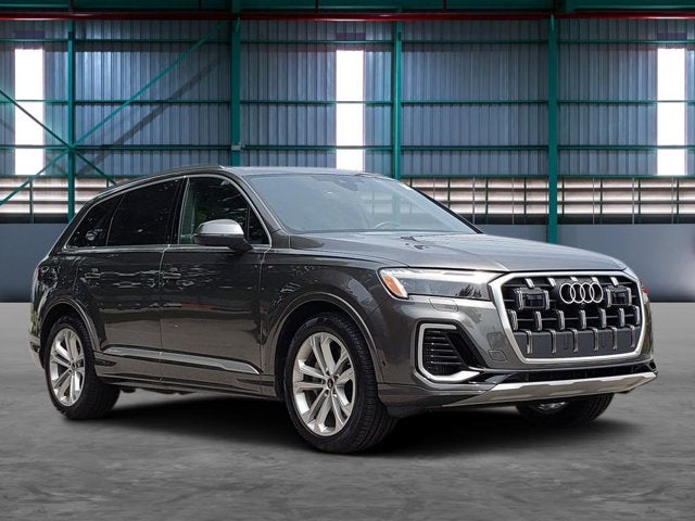 2026 Audi Q7 Premium Plus