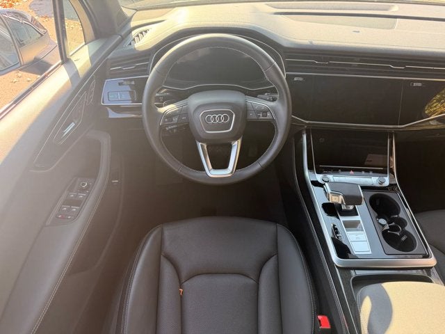 2025 Audi Q7 Premium Plus