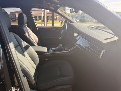 2025 Audi Q7 Premium Plus