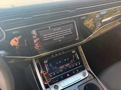 2025 Audi Q7 Premium Plus