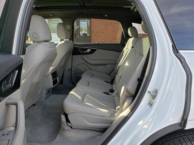 2021 Audi Q7 Premium Plus