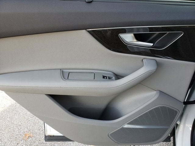 2021 Audi Q7 Premium Plus