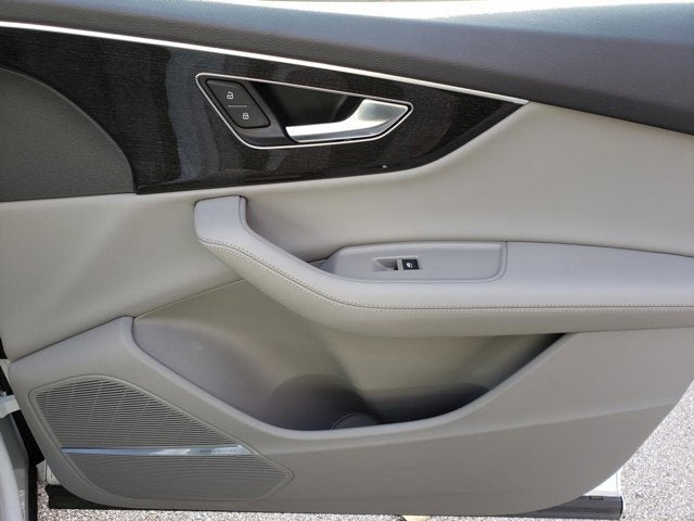 2021 Audi Q7 Premium Plus