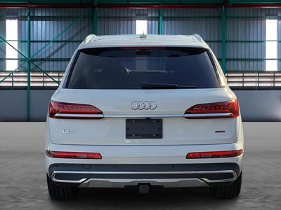2021 Audi Q7 Premium Plus