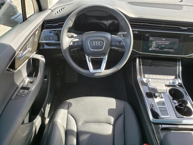 2023 Audi Q7 Premium Plus