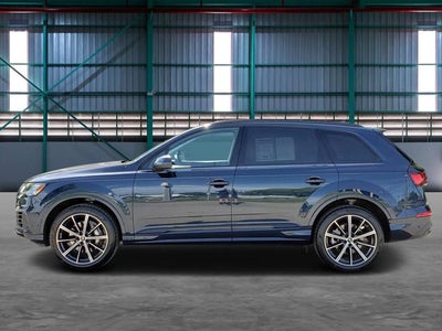 2023 Audi Q7 Premium Plus