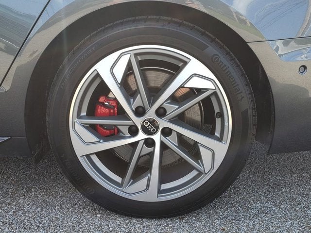 2023 Audi A4 Sedan S line Prestige