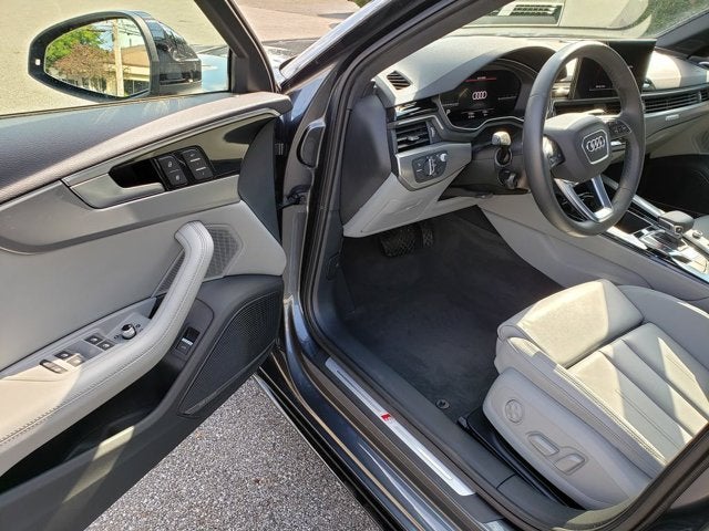 2023 Audi A4 Sedan S line Prestige