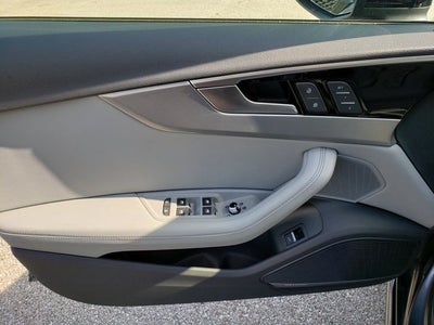 2023 Audi A4 Sedan S line Prestige