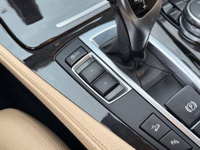 2016 BMW 5 Series 528i xDrive