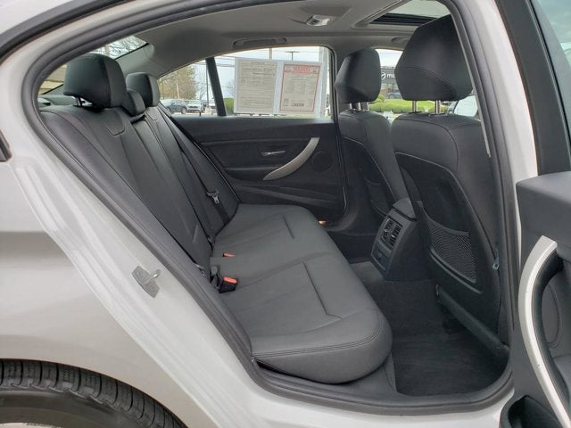 2018 BMW 3 Series 320i xDrive