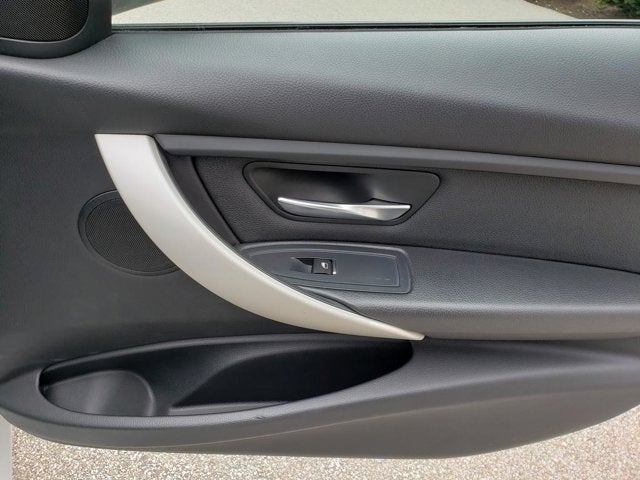 2018 BMW 3 Series 320i xDrive