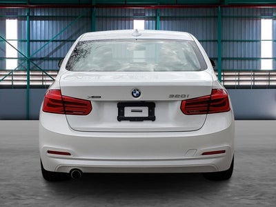 2018 BMW 3 Series 320i xDrive