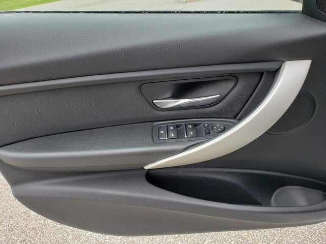 2018 BMW 3 Series 320i xDrive