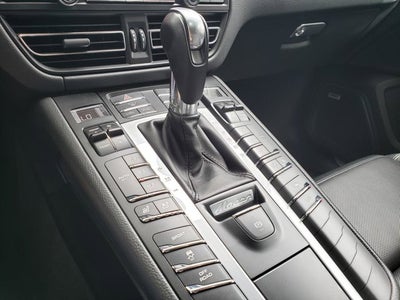 2020 Porsche Macan S