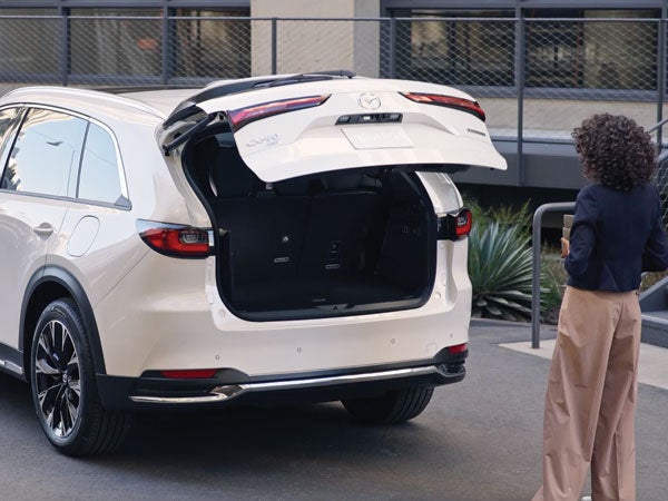 Cascade Mazda in Cuyahoga Falls OH